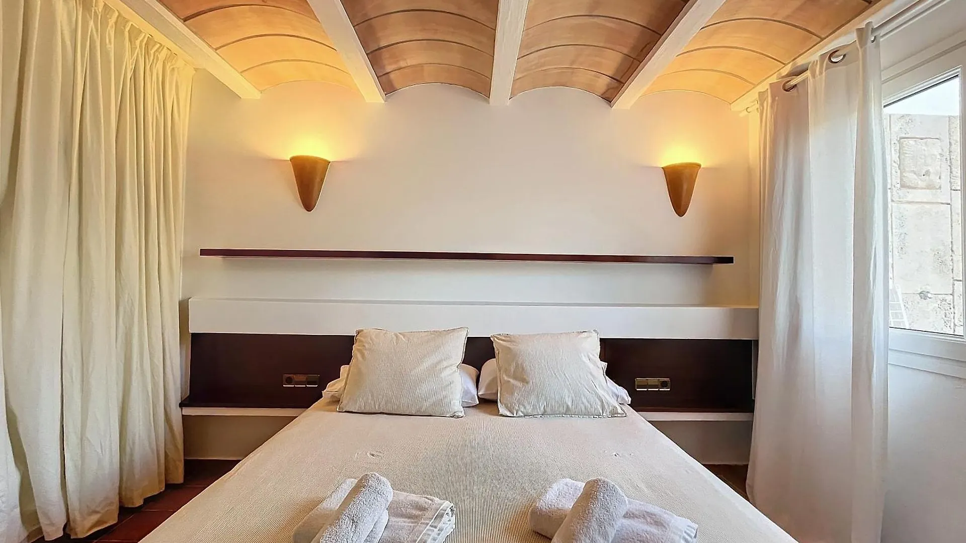Roca Fornells, Apartamento En Tramontana F239 아파트